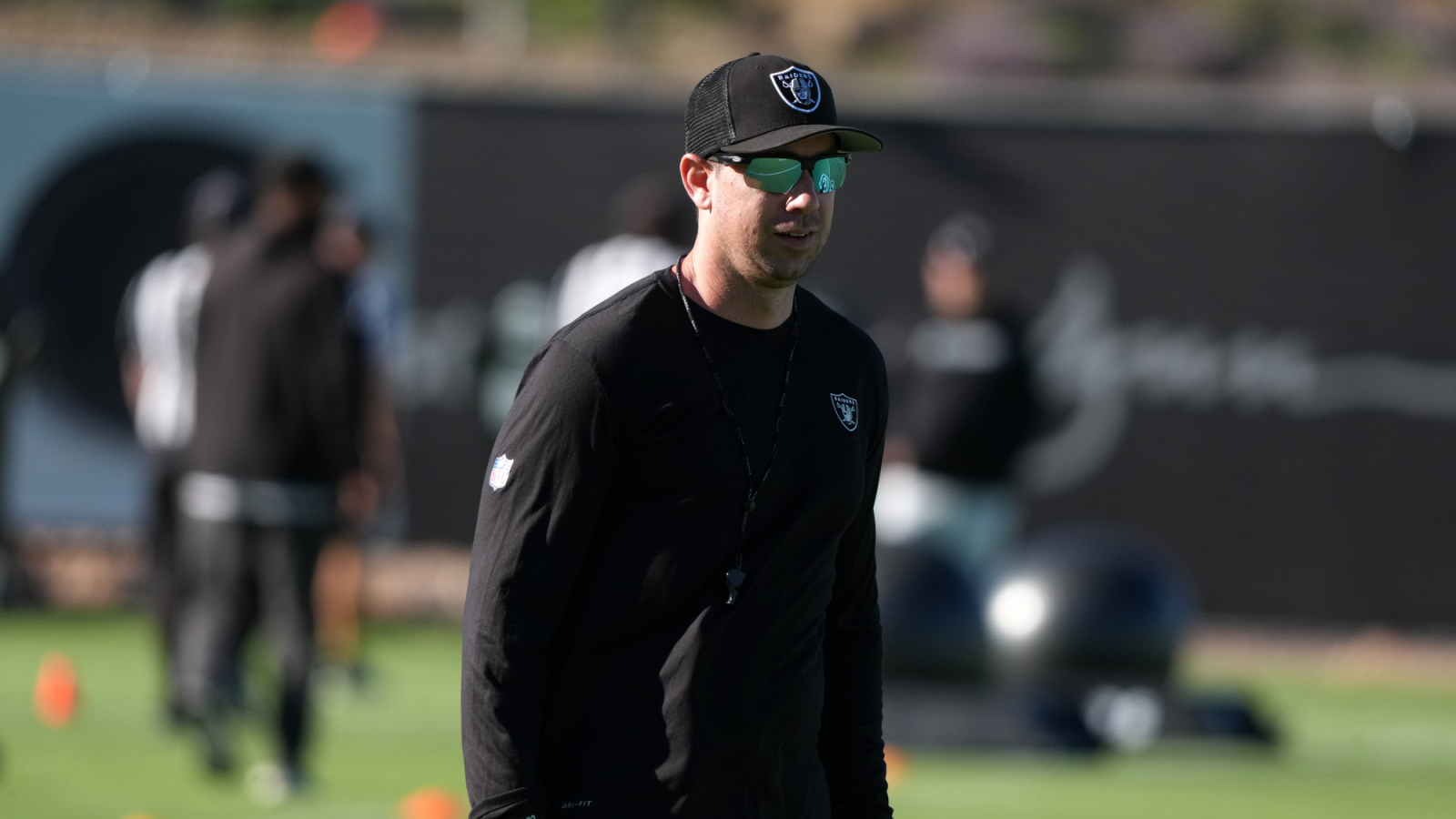 Klint Kubiak's Leadership Style Distinguishes Him from Previous Raiders Coaches