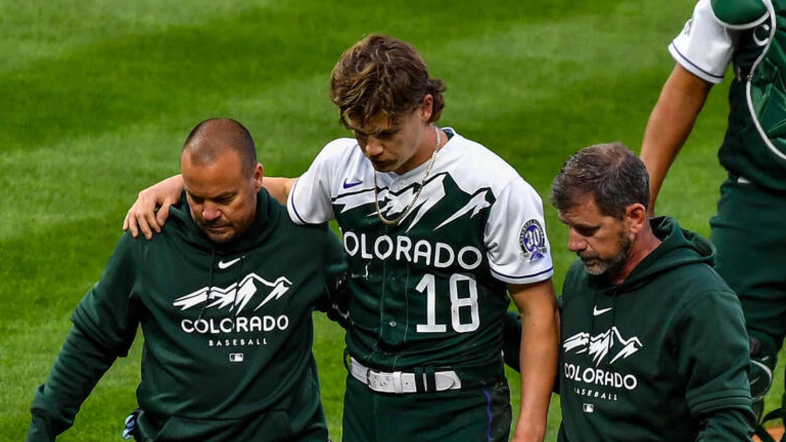 Rockies' Feltner exits game after being hit with line drive - Vimarsana News