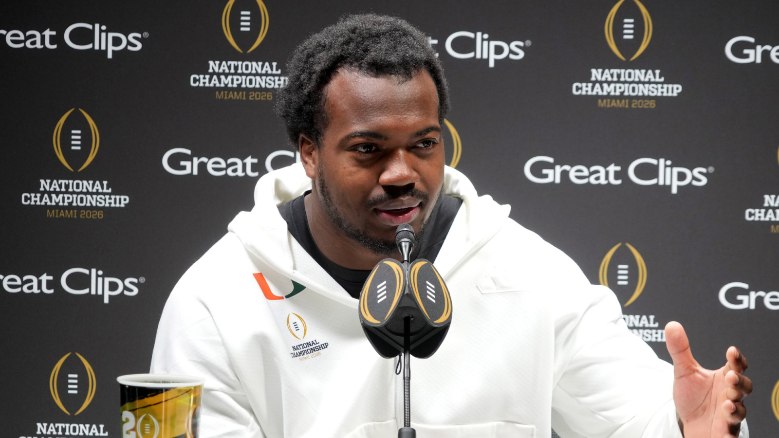 New MOCK DRAFT has Miami Selecting These Two in Rd 1 | Yardbarker