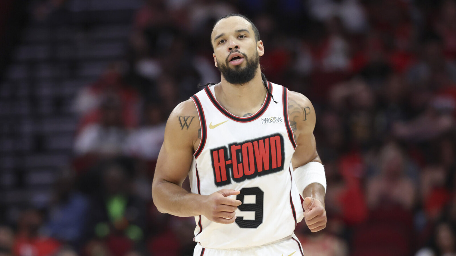 Watch: Rockets' Dillon Brooks ejected after scuffle with Suns' Kevin Durant