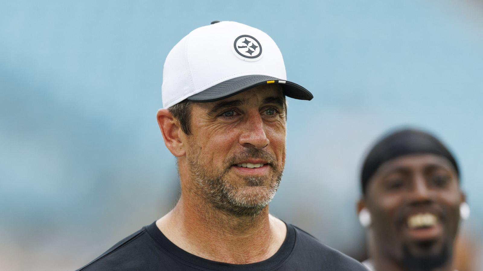 https://www.yardbarker.com/media/5/1/514427452299410328ba1f57269489e09423bce9/thumb_16x9/steelers-teammate-on-aaron-rodgers-reputation.jpg?v=1
