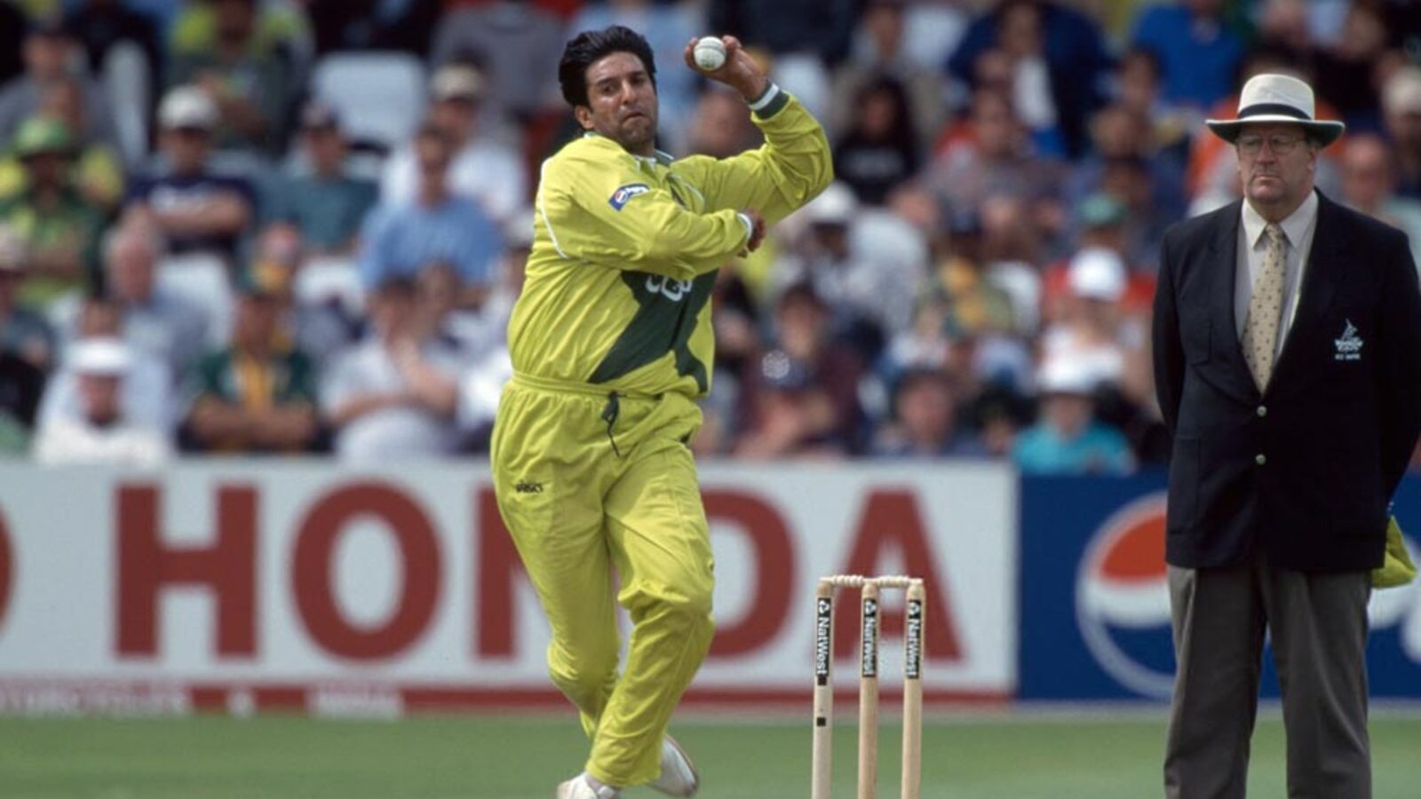 wasim akram net worth 2024 - Ilustrasi 2