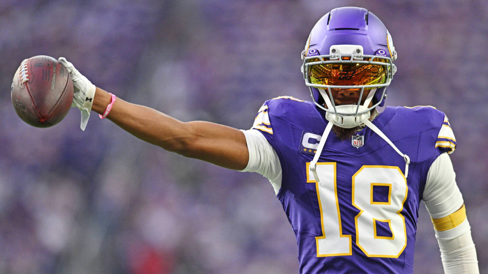 https://www.yardbarker.com/media/5/1/514cfc6fb247cab8dda9c646a218833e4b3c257b/thumb_16x9/vikings-wr-justin-jefferson-makes-nfl-history.jpg?v=1