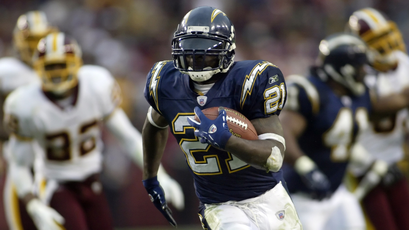 https://www.yardbarker.com/media/5/1/51aeeba53487f2881224a16b22f0e179f2506a25/thumb_16x9/time-rushing-td-leaders-quiz.jpg?v=1