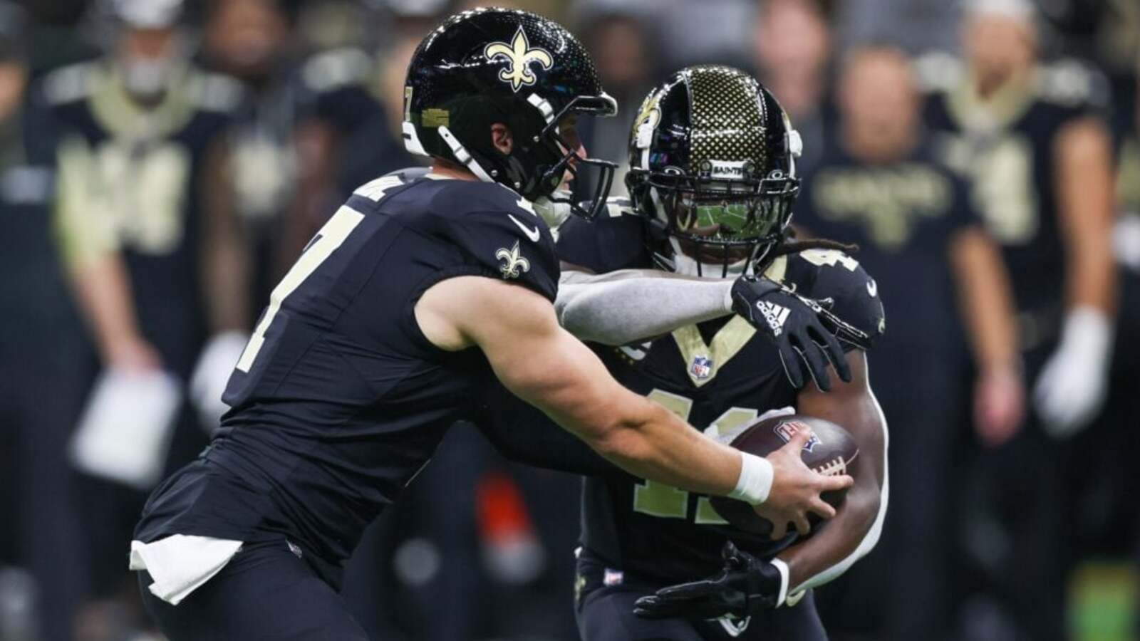 Kamara Says He Has 'No Issues' With Saints as Team Evaluates His $11.5M Fit and Roster Future
