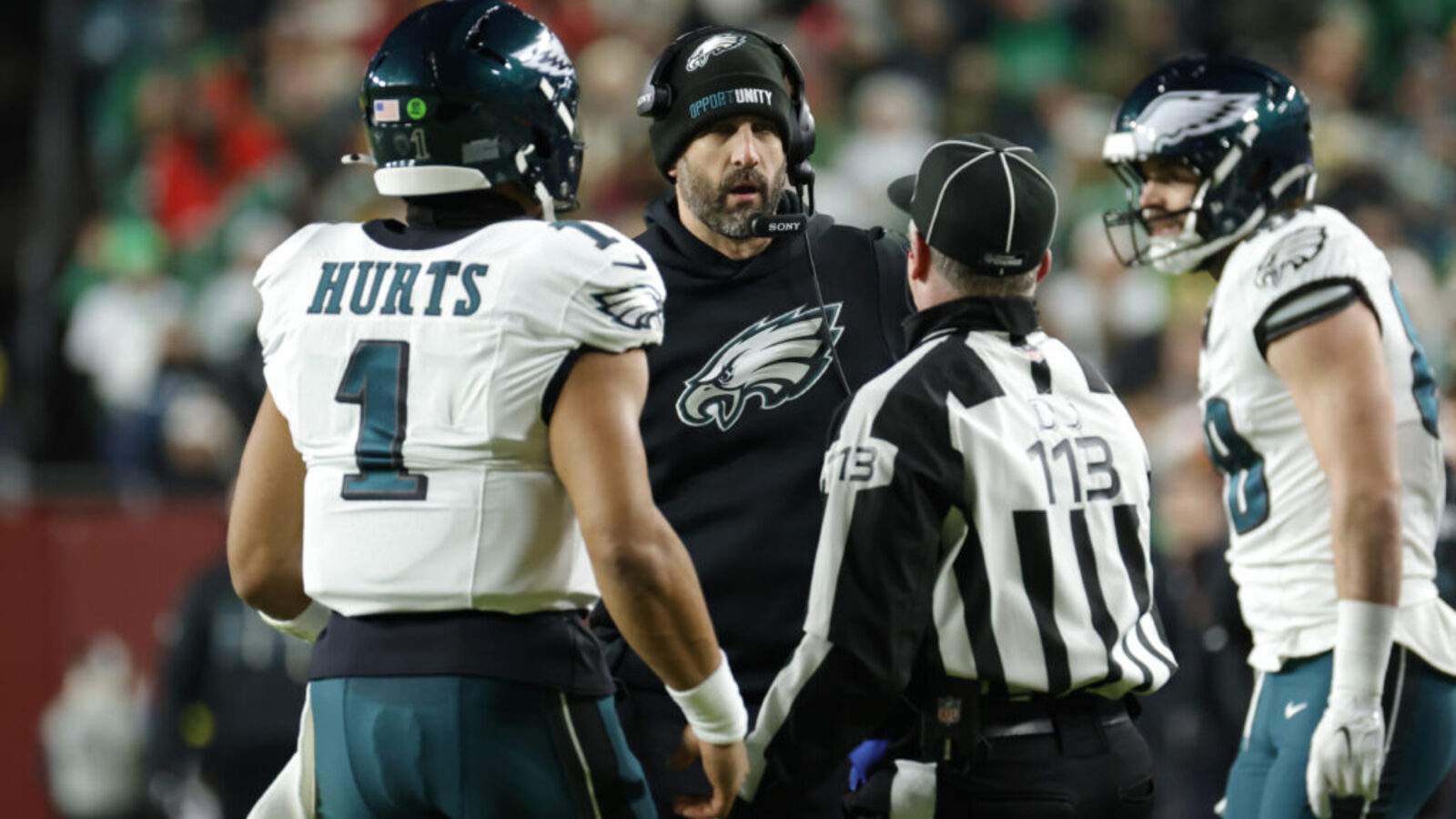 Philadelphia Eagles Suddenly Acquire New QB on Friday