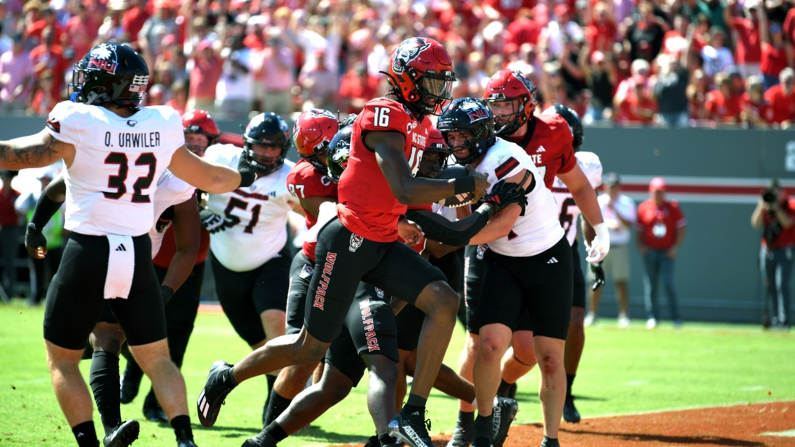 Turnovers help NC State past Northern Illinois 2417 Yardbarker