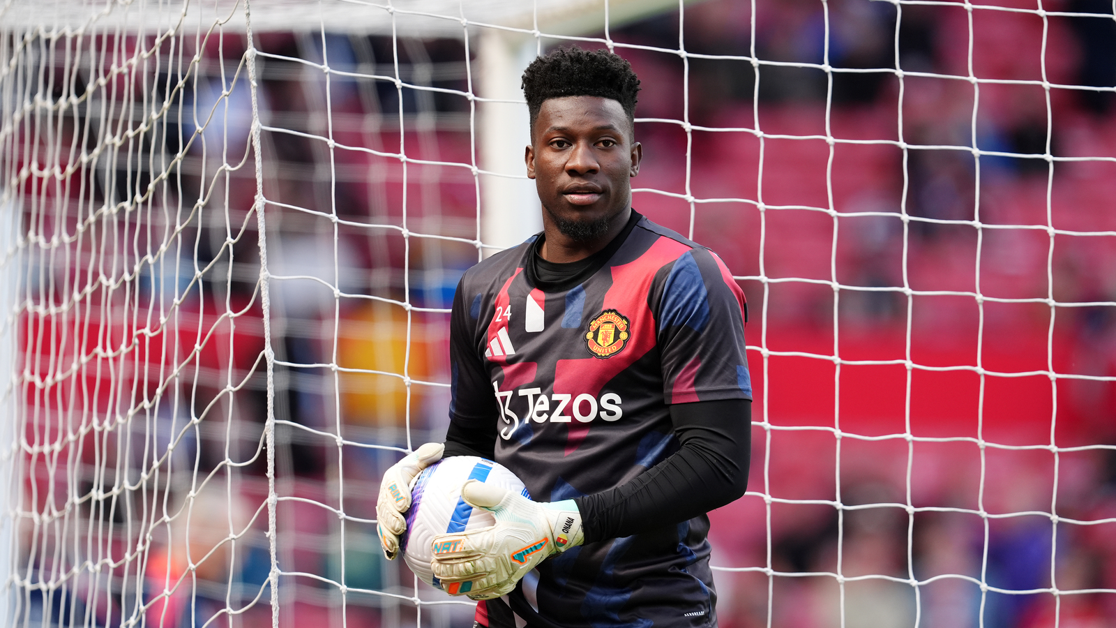 Manchester United ready to lower their asking price for 29-year-old ...
