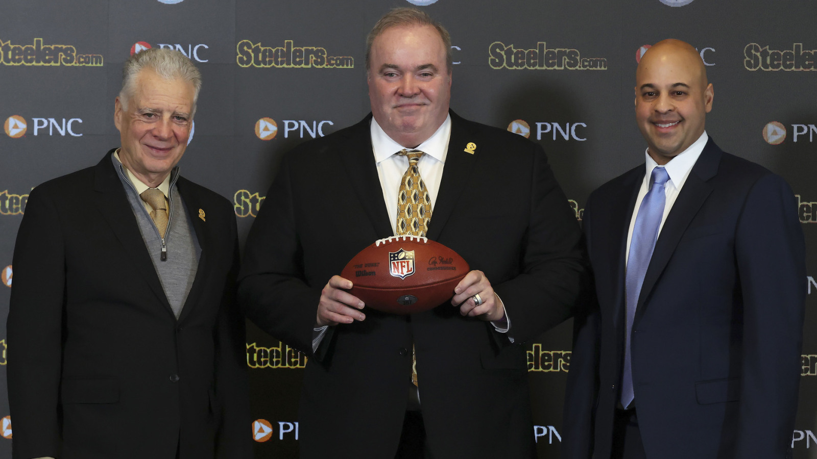 https://www.yardbarker.com/media/5/2/526173fae881e6cd8b947409b9e52e96a8364e56/thumb_16x9/steelers-warning-ahead-mike-mccarthys-inaugural.jpg?v=1