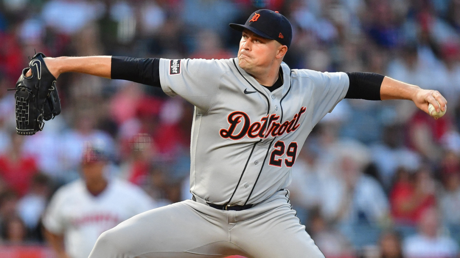 https://www.yardbarker.com/media/5/2/52618353fbe7af355317b735c693517a5f101dd7/thumb_16x9/braves-report-raises-questions-tigers-dodgers.jpg?v=1