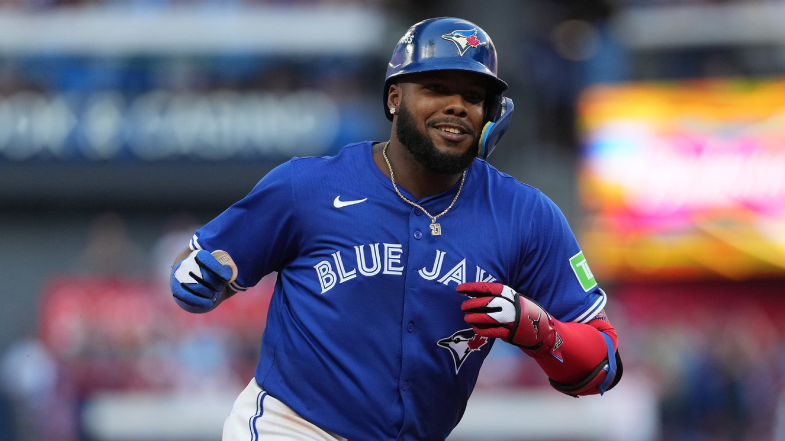 https://www.yardbarker.com/media/5/2/52a7dc2bbfb838f16f9a31a93913e8c115373b98/thumb_16x9/vladimir-guerrero-jr-leads-blue-jays-alds-lead.jpg?v=1