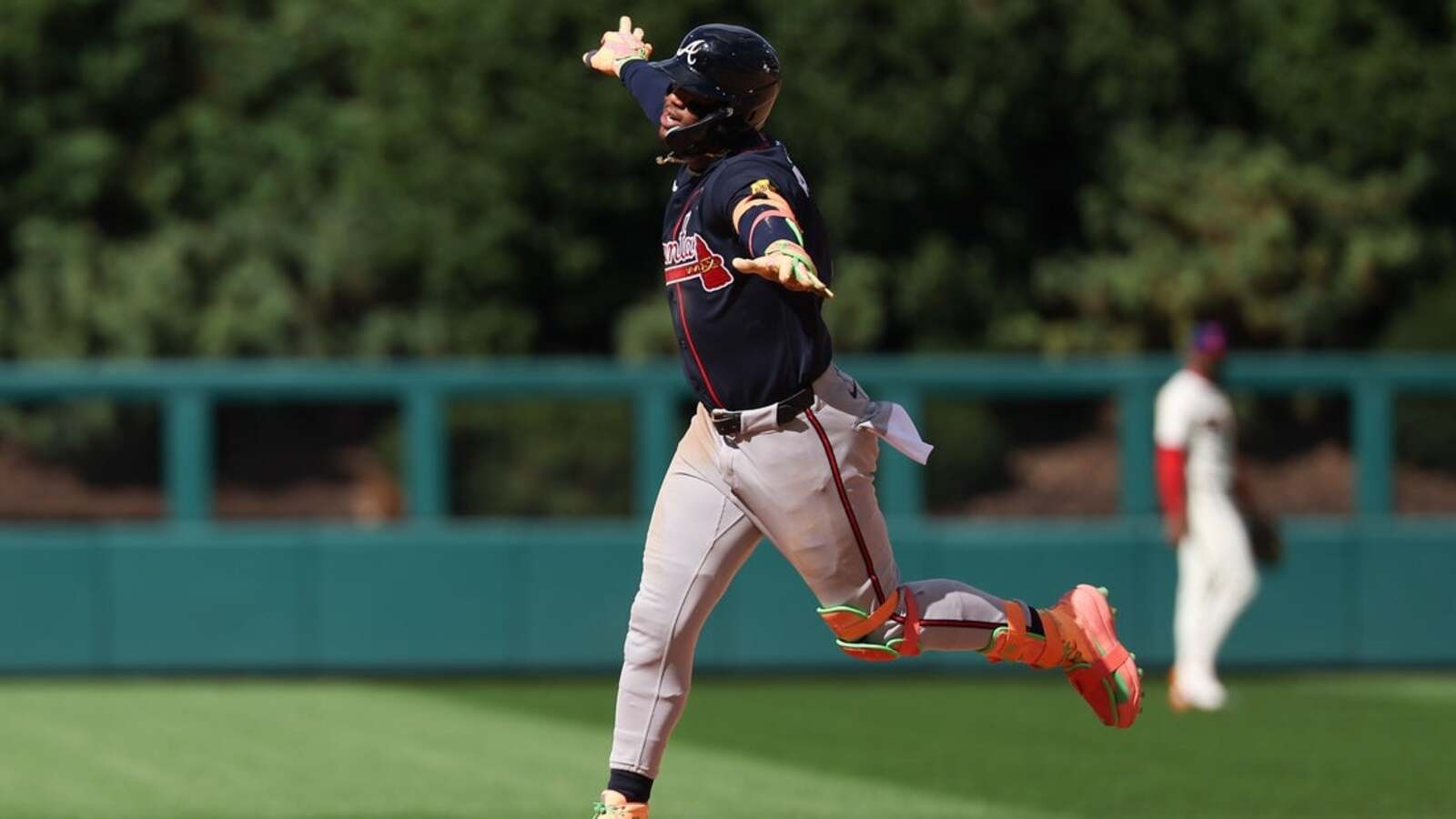 Braves Overcome Phillies with Late Rally