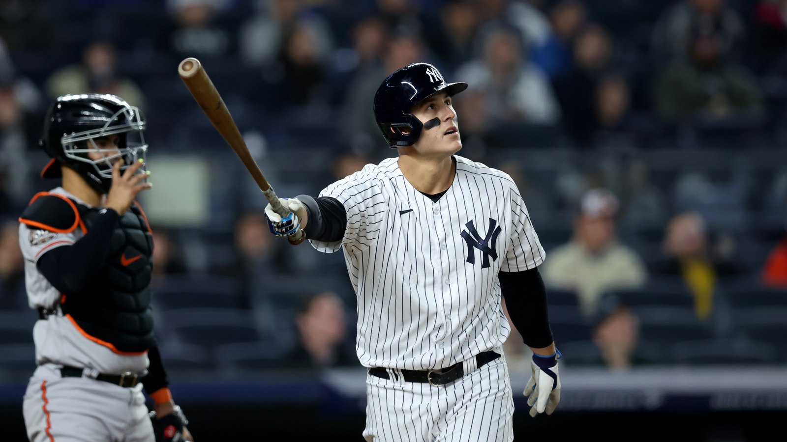 Rizzo hits three homers in Yankees win