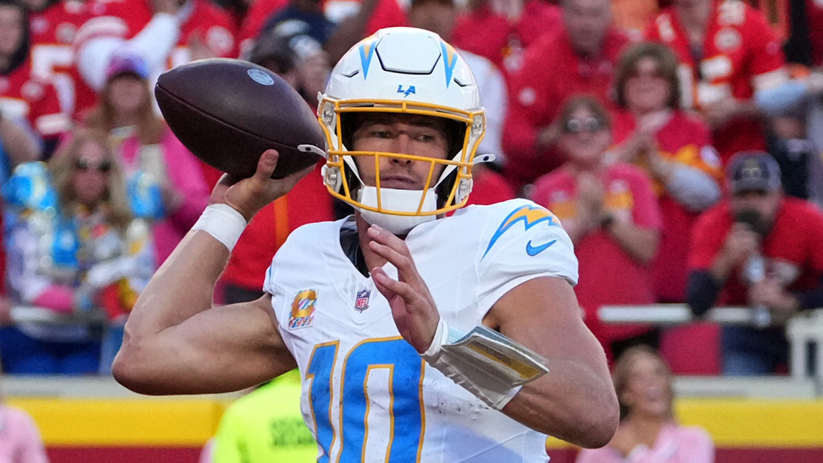 Trade Speculation Surrounds Justin Herbert Amid Chargers' Struggles