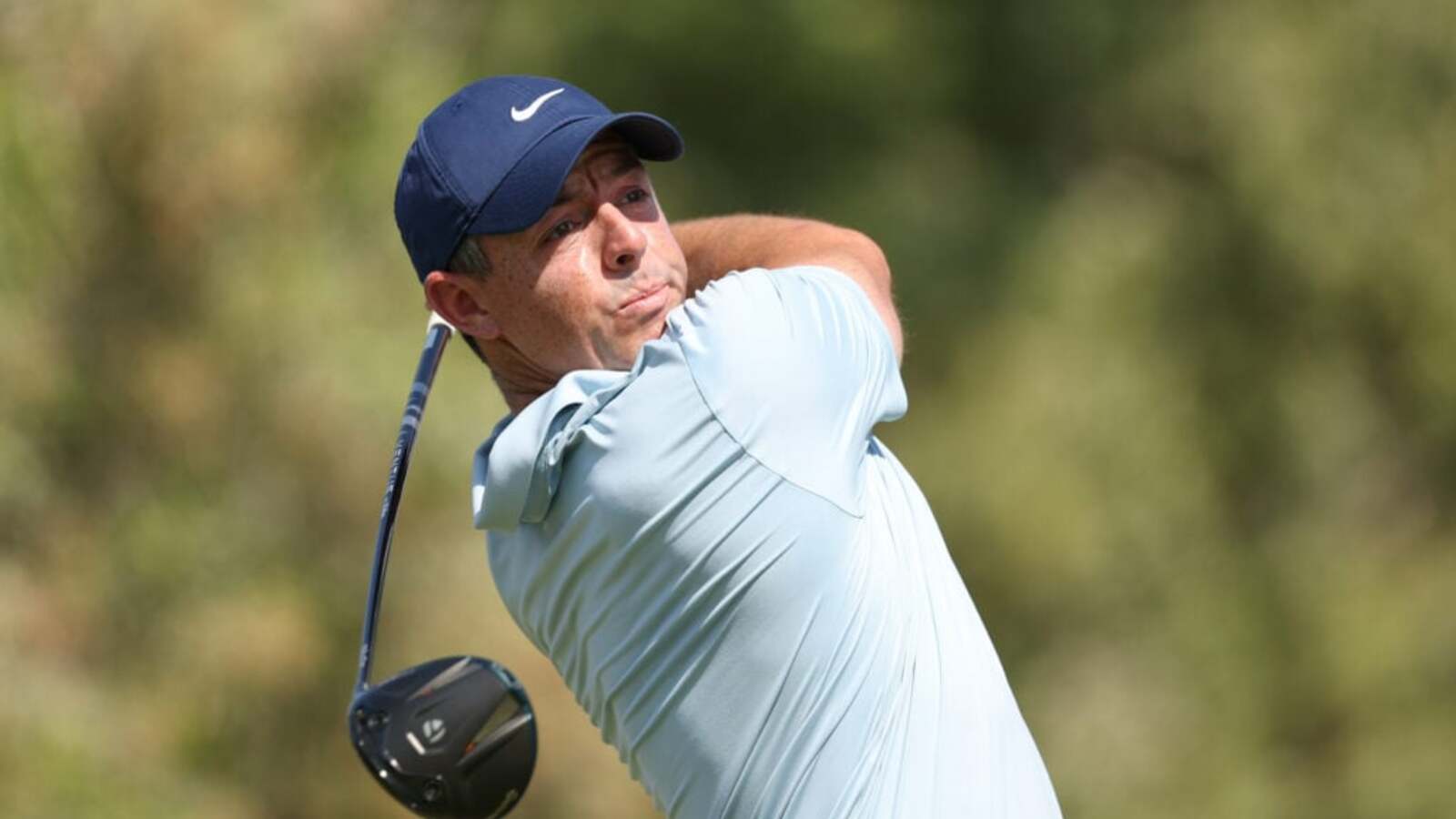 Rory McIlroy nine back at Australian Open but comeback hopes linger