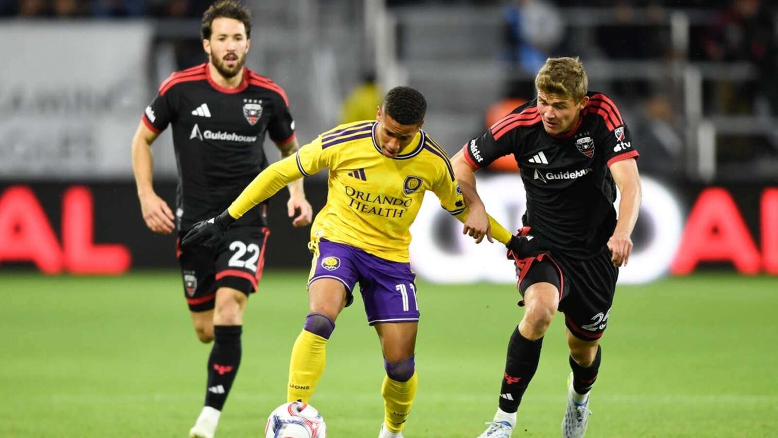 D.C. United scores two late goals to rally past Orlando City
