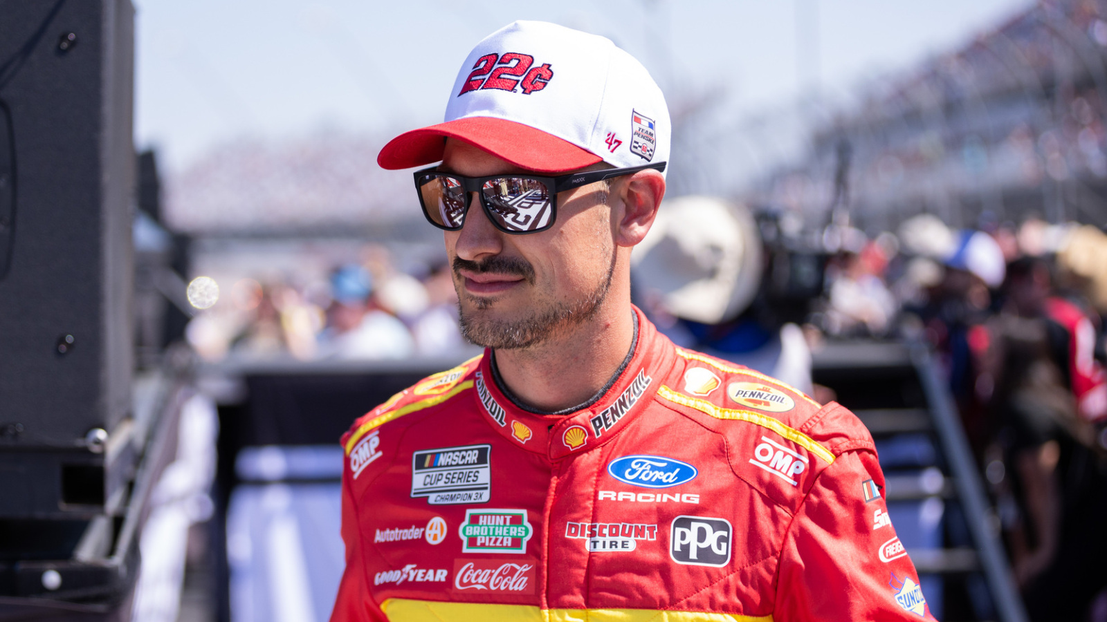 https://www.yardbarker.com/media/5/4/5422675a5344309abc784916da937a51543cab6a/thumb_16x9/three-surprise-nascar-cup-drivers-outside-chase.jpg?v=1