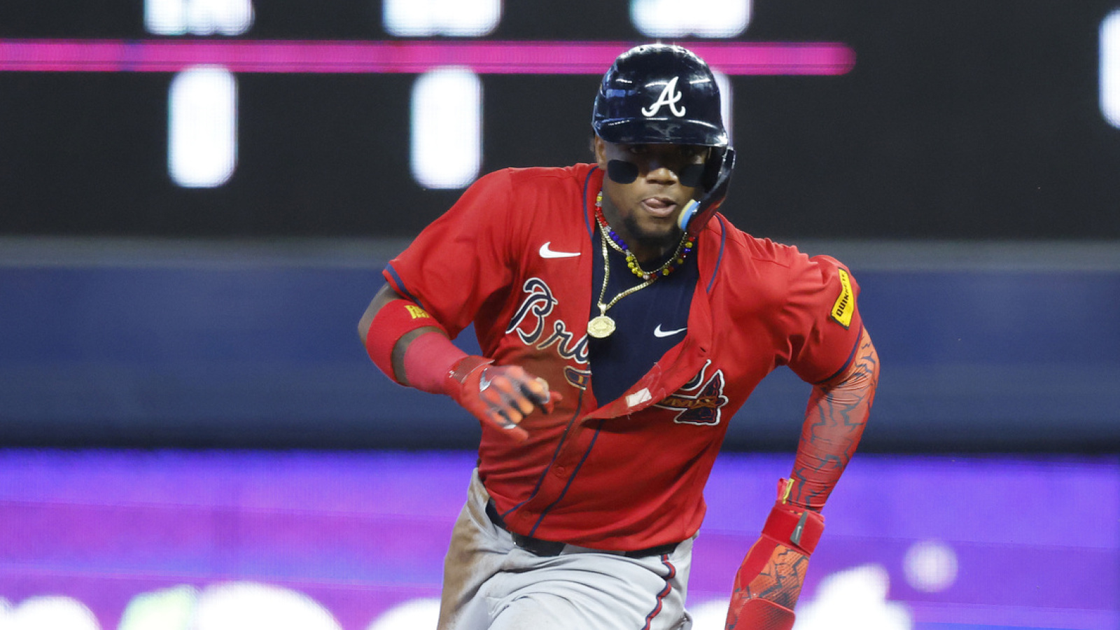 https://www.yardbarker.com/media/5/4/543fe03600e23b913e2fb8d88b4147b2b34eb028/thumb_16x9/ronald-acuna-jrs-mvp-form-salvage-braves-season.jpg?v=1