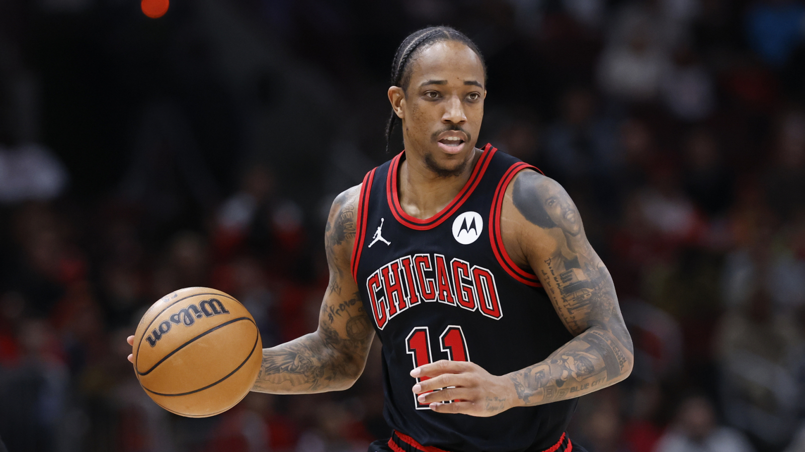 Kings land DeMar DeRozan in sign-and-trade deal with Bulls