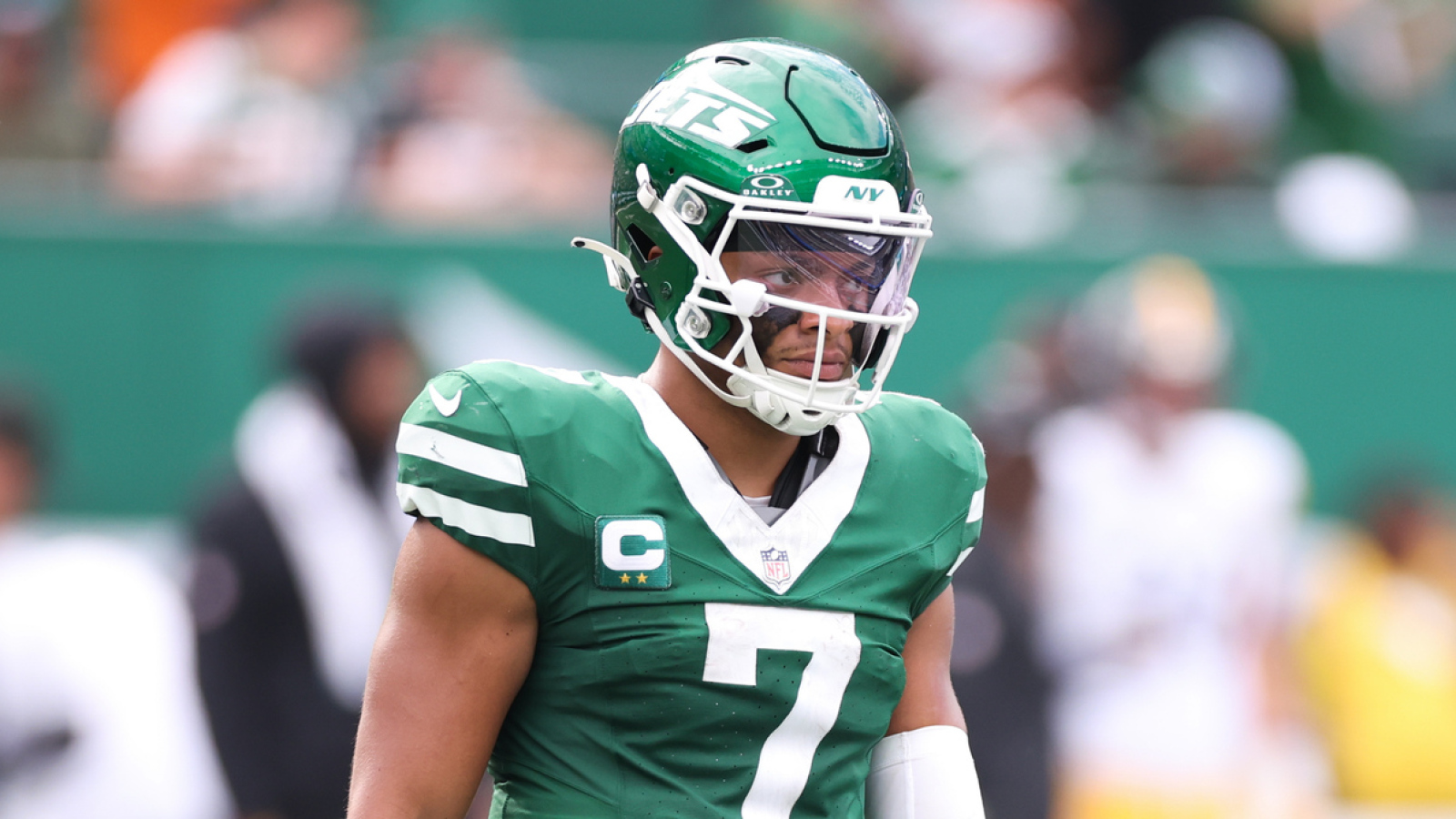 https://www.yardbarker.com/media/5/4/5496af797fad7d4aebd973fc1f37498c9944c239/thumb_16x9/justin-fields-hoping-worst-game-season-behind-jets.jpg?v=1