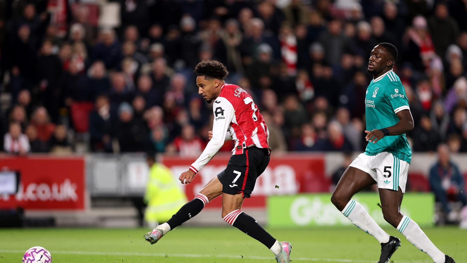 Joe Cole points finger at three ‘awful’ Liverpool players after ...