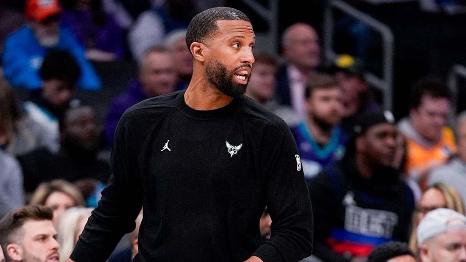 Charles Lee Has One Request for Hornets Players When They're Out in Charlotte