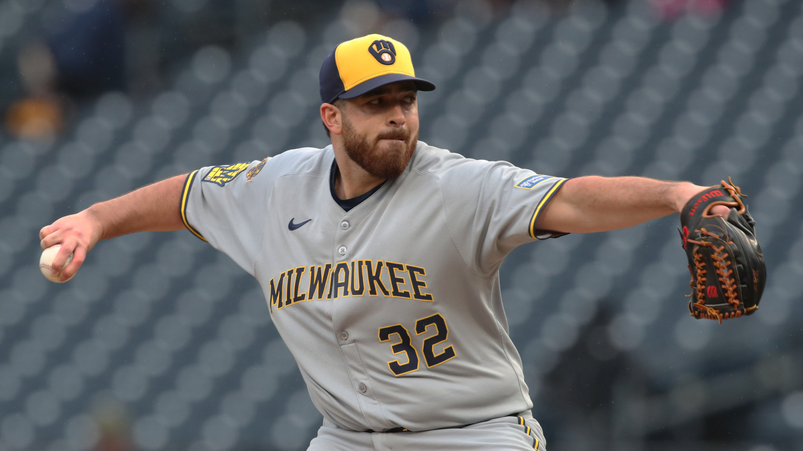 https://www.yardbarker.com/media/5/4/54bb00152131377379ee4858db424bc9c9c0ba5f/thumb_16x9/22-2025-pittsburgh-pennsylvania-usa-milwaukee.jpg?v=1