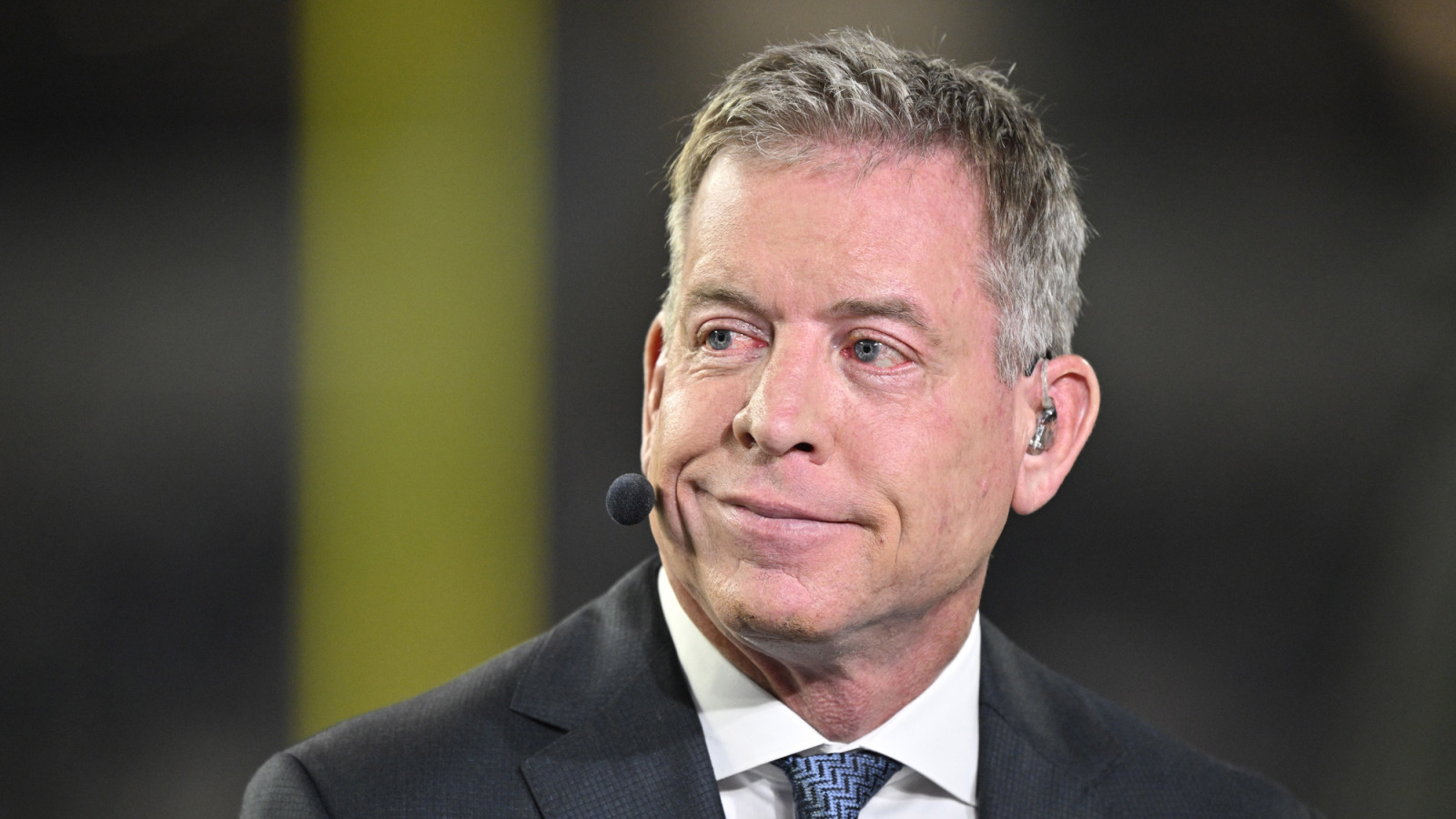 Troy Aikman Faces Multiple Options This Offseason