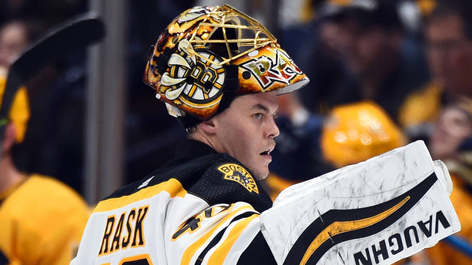 Маска Boston Bruins