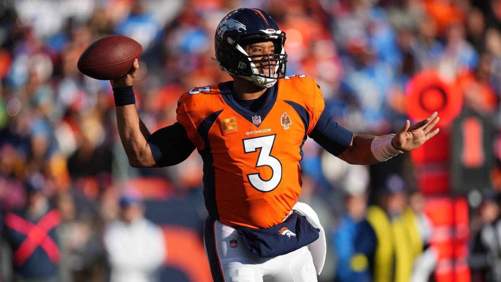 Former Broncos OL has suggestion for Russell Wilson | Yardbarker
