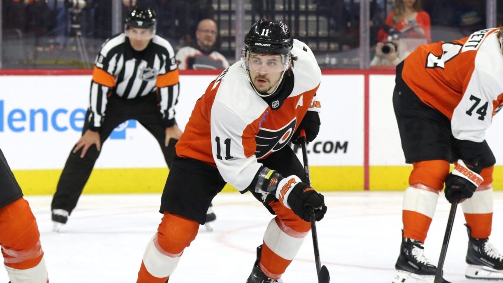 Flyers’ Travis Konecny Records 500th Career Point in 4–1 Win vs. Sharks