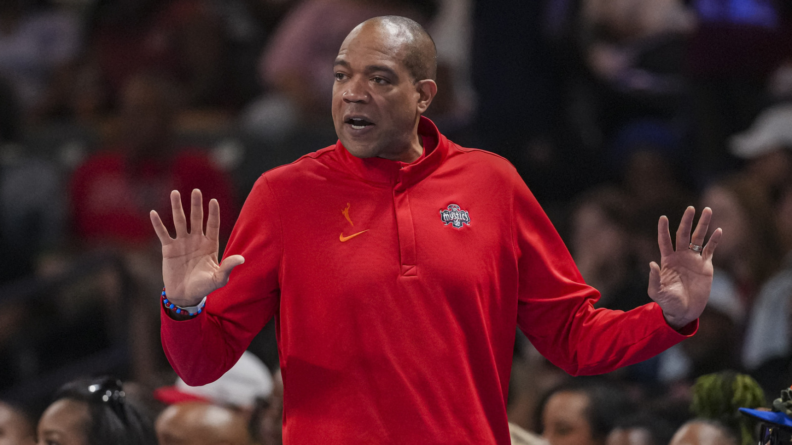 https://www.yardbarker.com/media/5/5/55ba8df595ae088bcf9b3ffeab71bafcdc921c8f/thumb_16x9/mystics-hc-gets-ejected-vs-dream-time-outburst.jpg?v=1