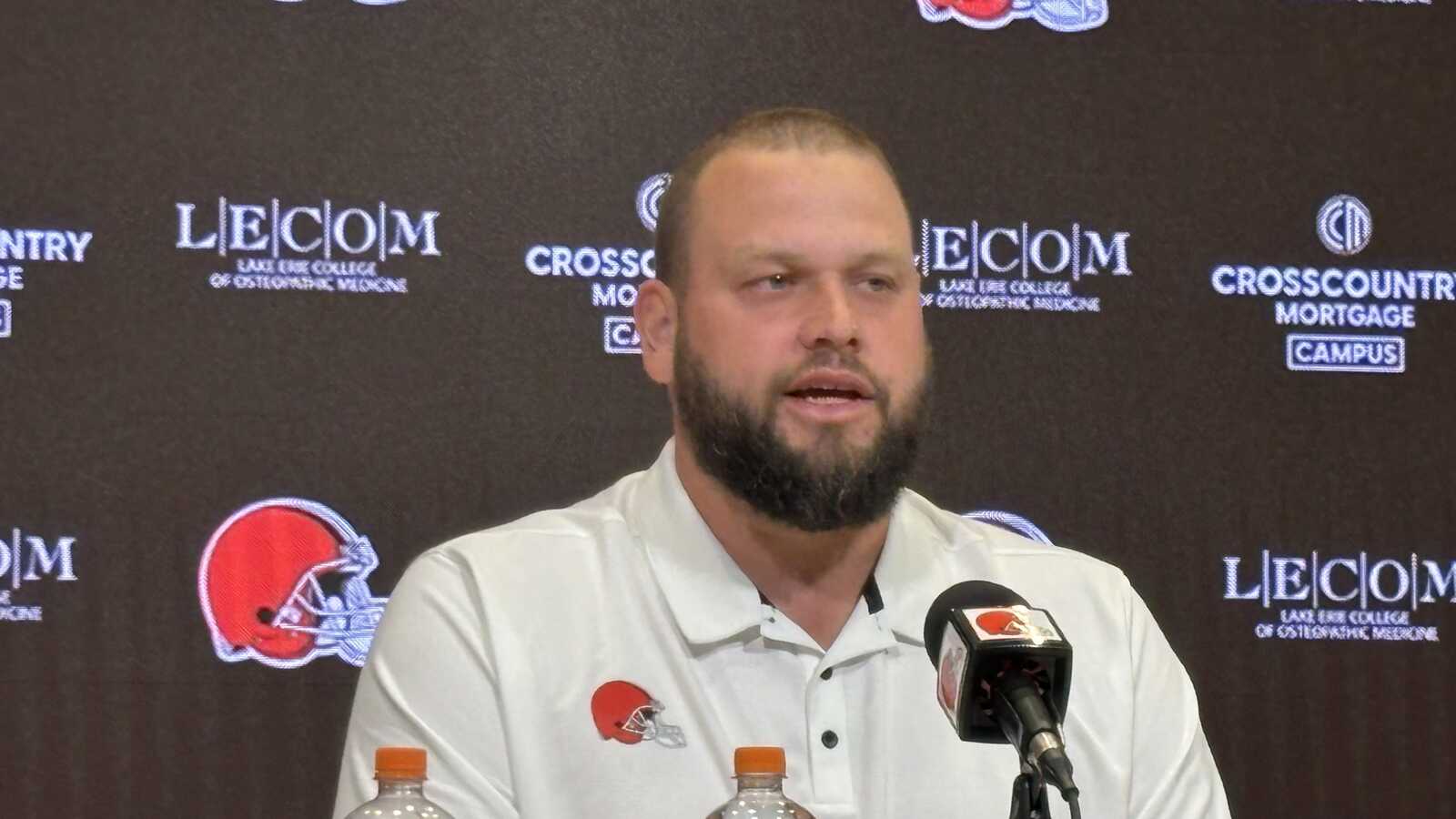 https://www.yardbarker.com/media/5/6/5698a8398f30003692c63bc169d5dbaaa532485d/thumb_16x9/joel-bitonio-talks-members-on-media-teams.jpg