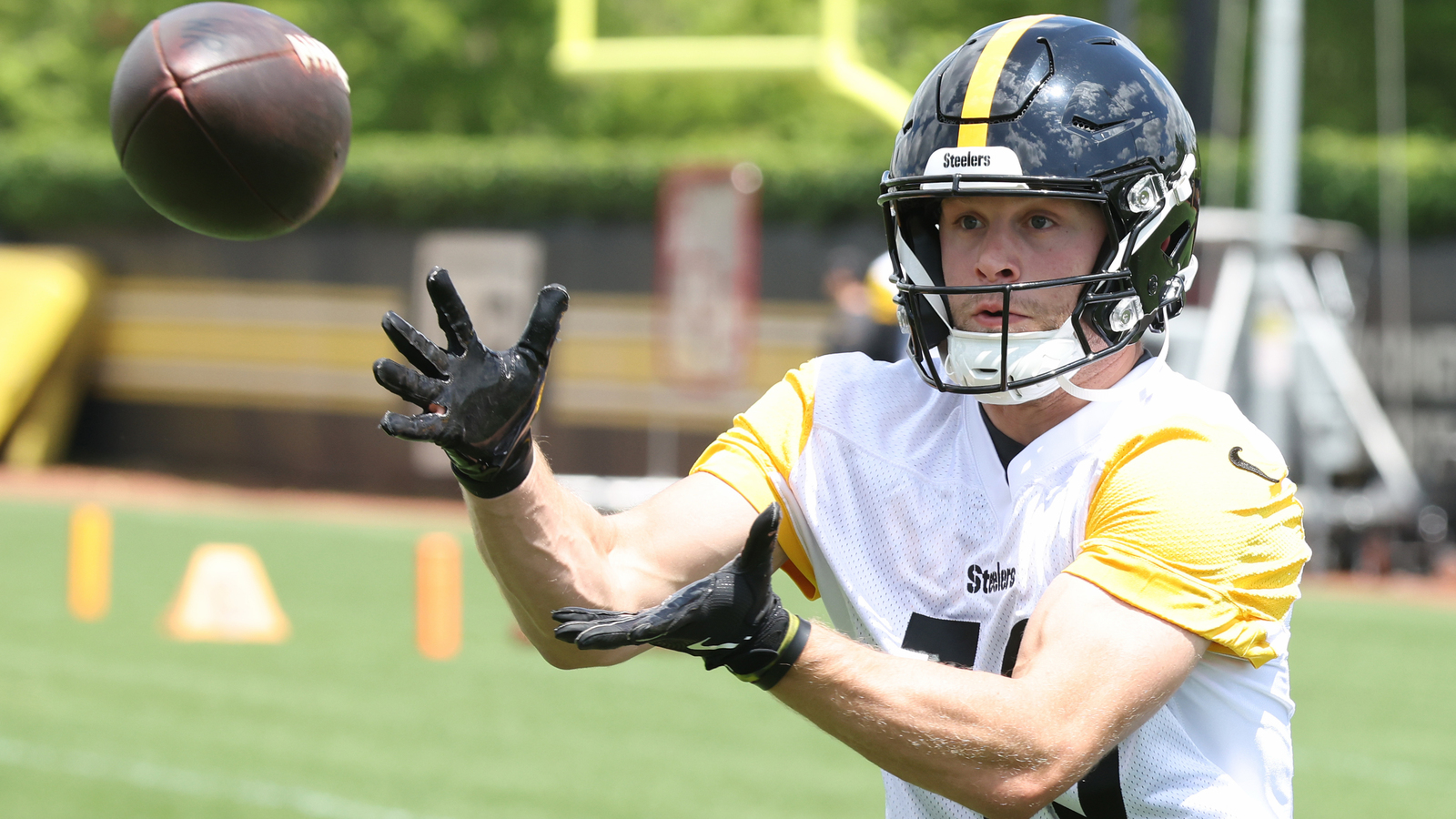 Steelers' Mike McCarthy Shouts Out Much-Maligned Rookie Kaden Wetjen After Big Punt Return Touchdown