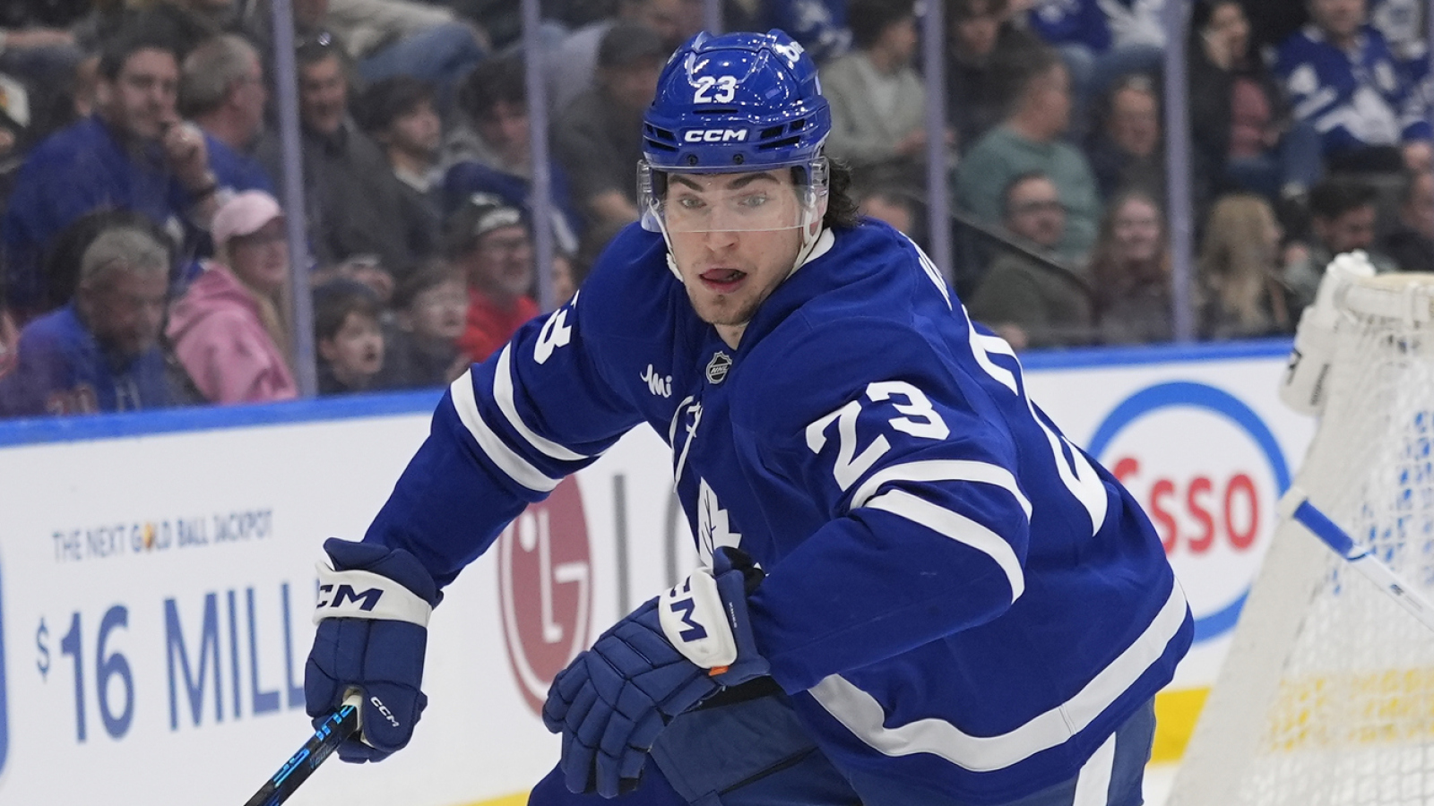 https://www.yardbarker.com/media/5/6/56b3ad825ef42a4740d59f89ed41d2aa4a10b47a/thumb_16x9/maple-leafs-gm-addresses-matthew-knies-trade.jpg?v=1