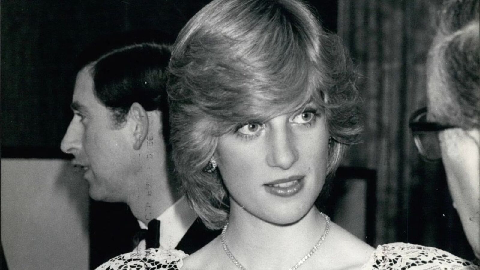'I Wouldn’t Have Agreed to It'- Kylie Kelce Reveals Why She Recreated Princess Diana’s Iconic Eagles Photo