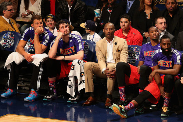 Kobe Bryant of the Western Conference All-Stars goes up for a slam News  Photo - Getty Images