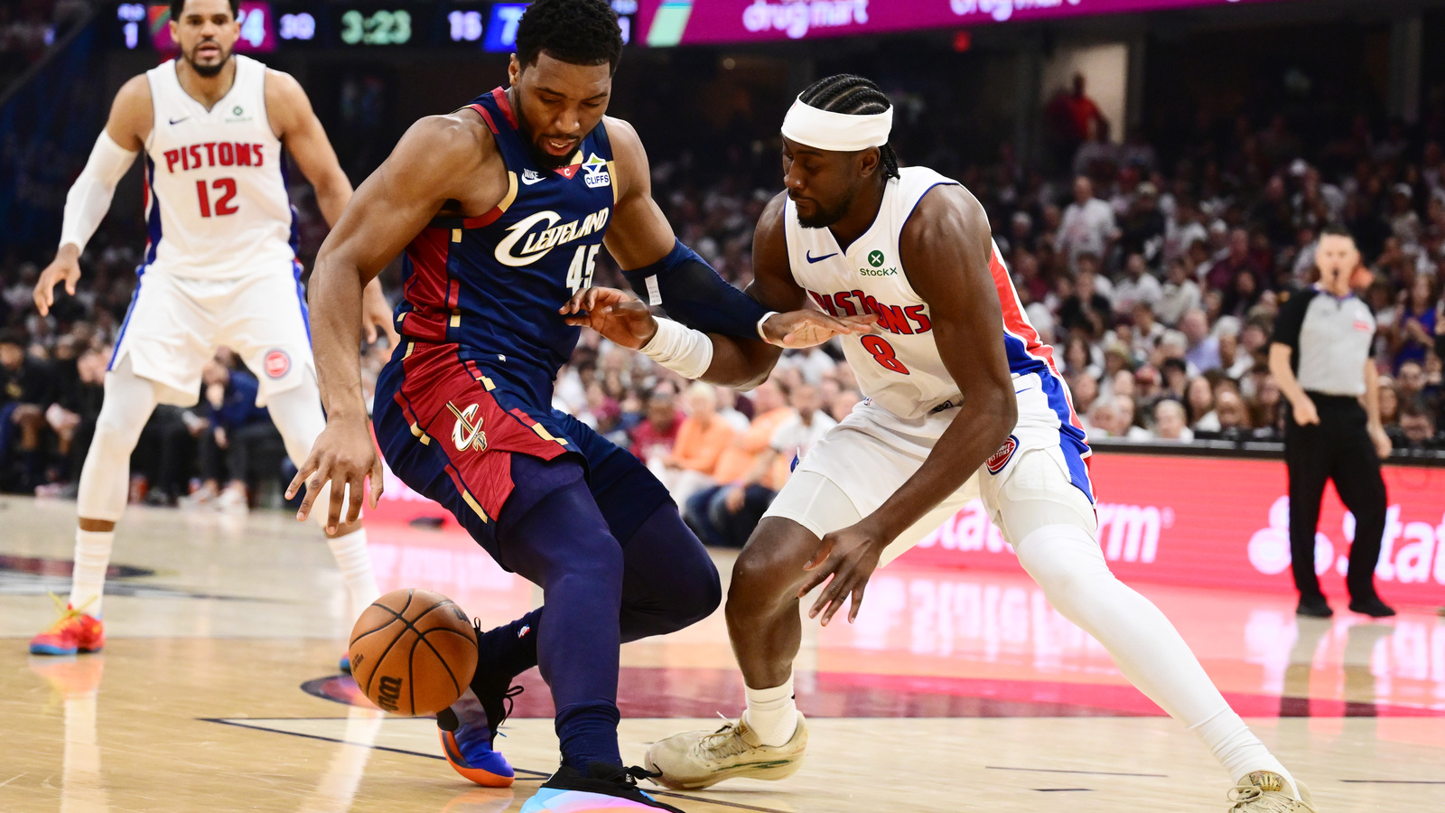 https://www.yardbarker.com/media/5/7/5793ba0cab5f0a10e0284f603dcd9e5c86577a43/thumb_16x9/9-2026-cleveland-ohio-usa-cleveland-cavaliers.jpg