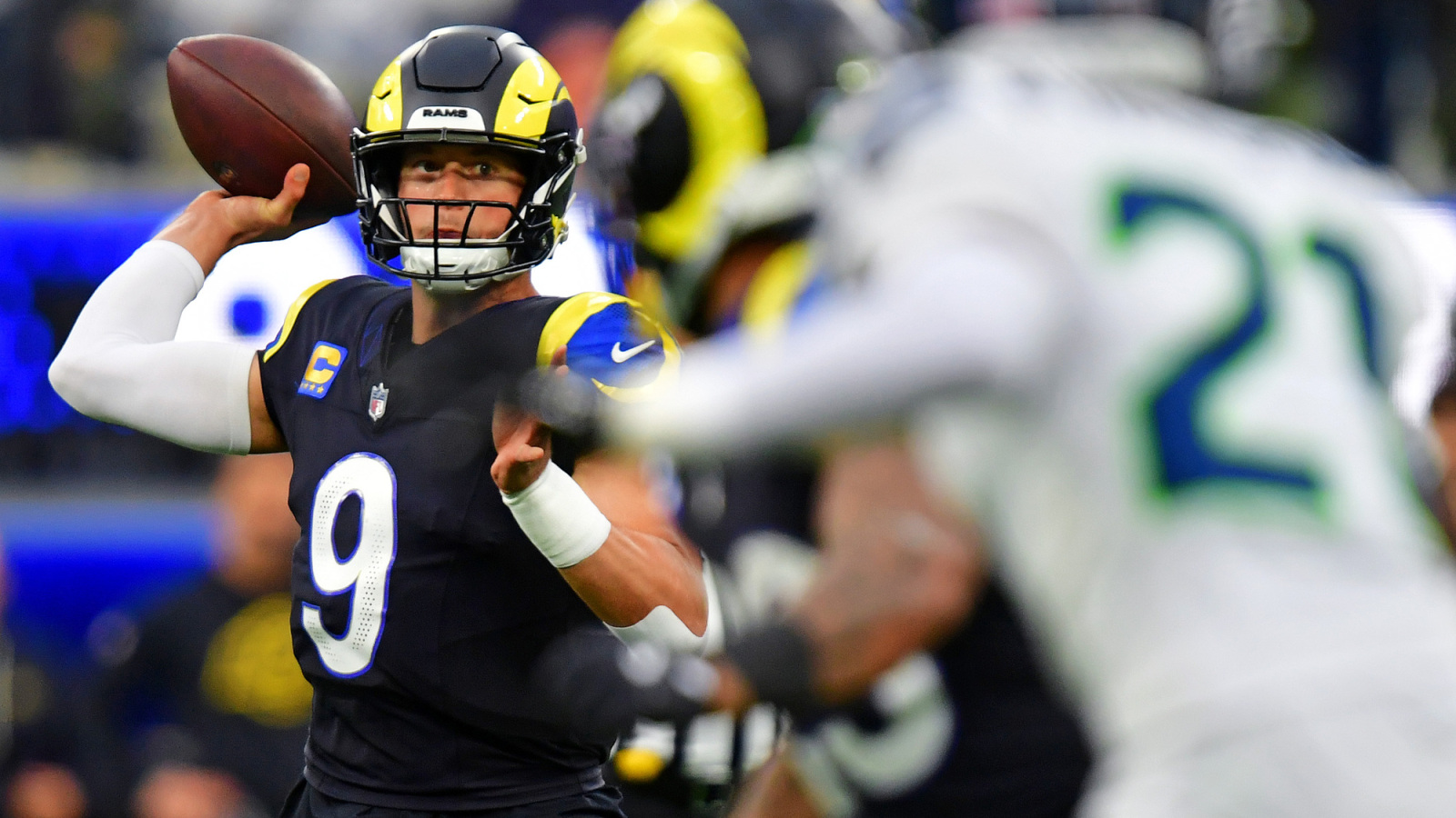 Tony Romo Names His Frontrunner For The 2025 NFL MVP Award | Yardbarker