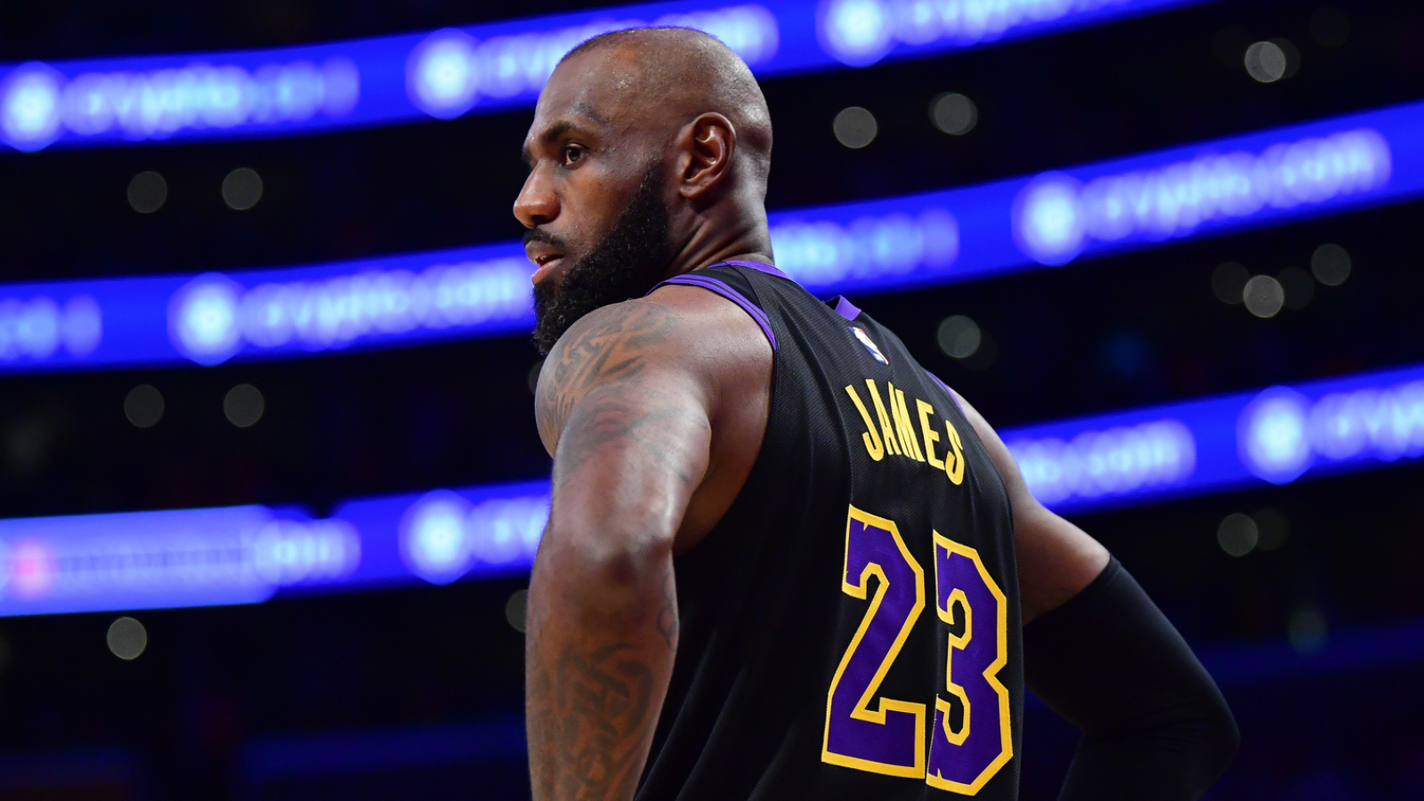 https://www.yardbarker.com/media/5/7/57dfe638094ffe6ea974a84250a439beee0567be/thumb_16x9/nba-insider-names-five-potential-landing-spots.jpg?v=1