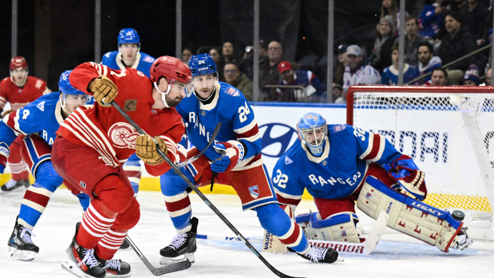 Rangers Should Be Alarmed by Recent Play Yardbarker