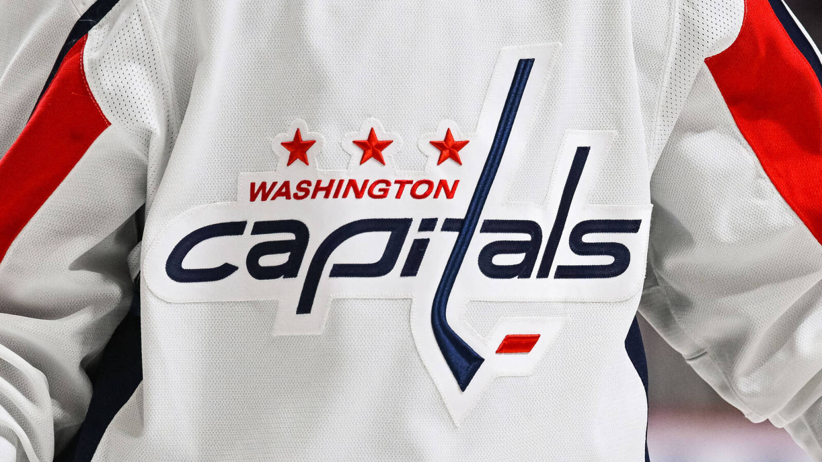 Carolina Hurricanes, Washington Capitals release 2023 Stadium Series jerseys