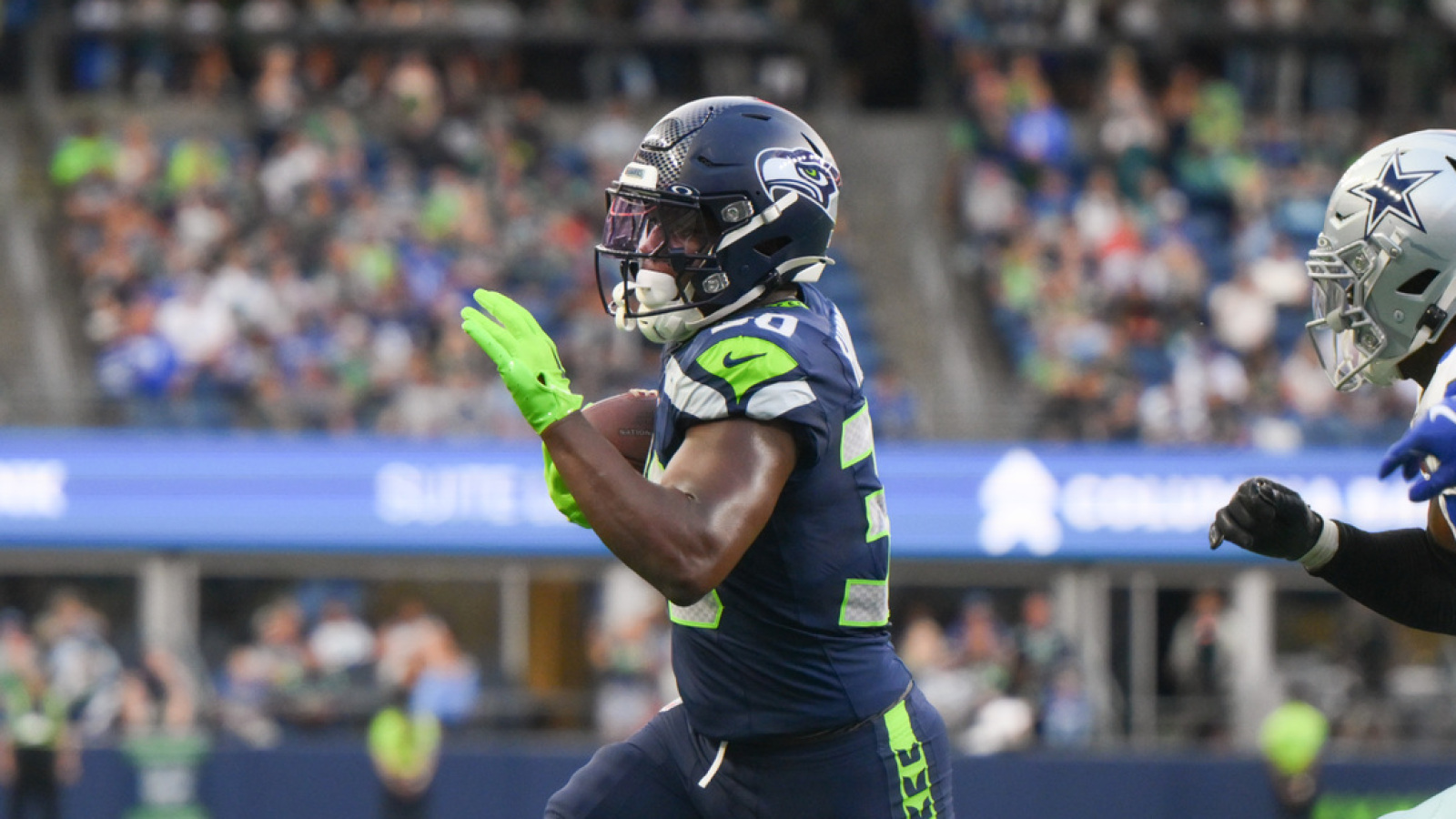 TJ Harden Returns to College Football After NFL Stint