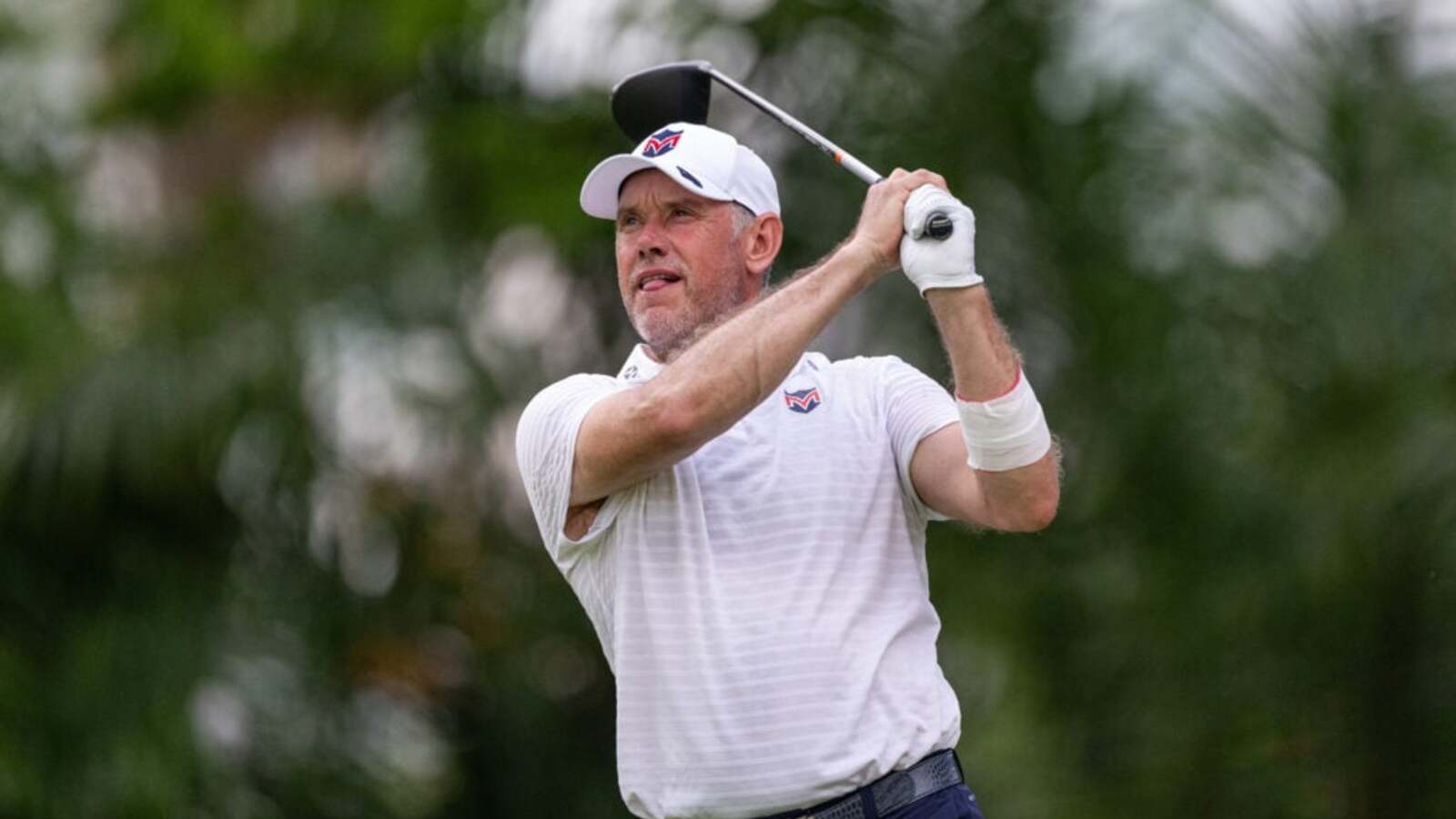 Lee Westwood has done LIV Golf no favours at all with criticism of Bryson DeChambeau reports