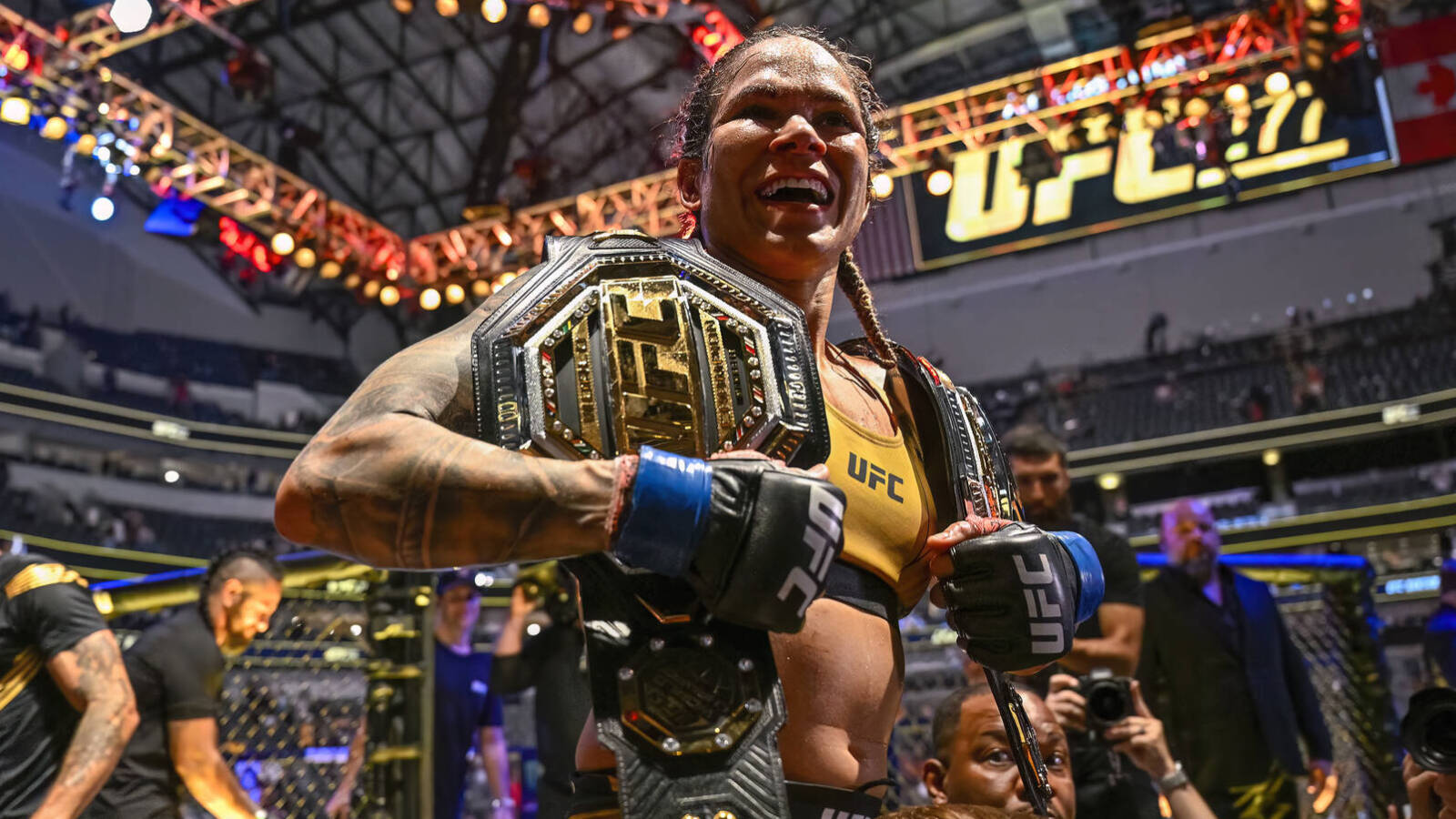 Watch: Amanda Nunes, Julianna Peña trade verbal blows - Vimarsana News