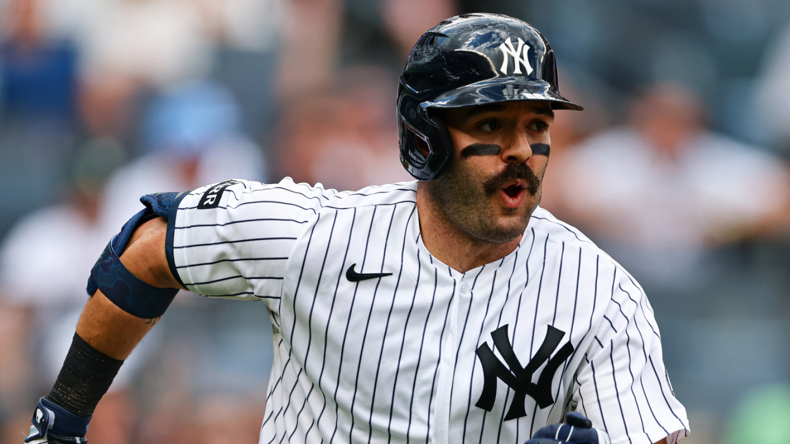 Austin Wells makes MLB history in Yankees' blowout win over Red Sox