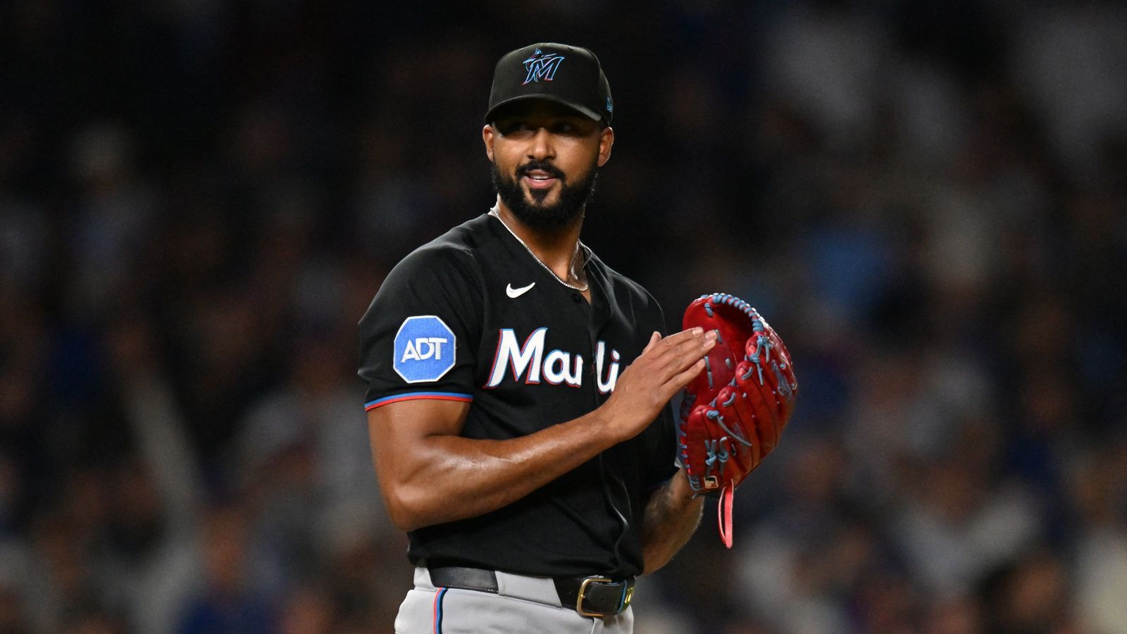 Marlins Pick Up Club Option On Former Cy Young Winner