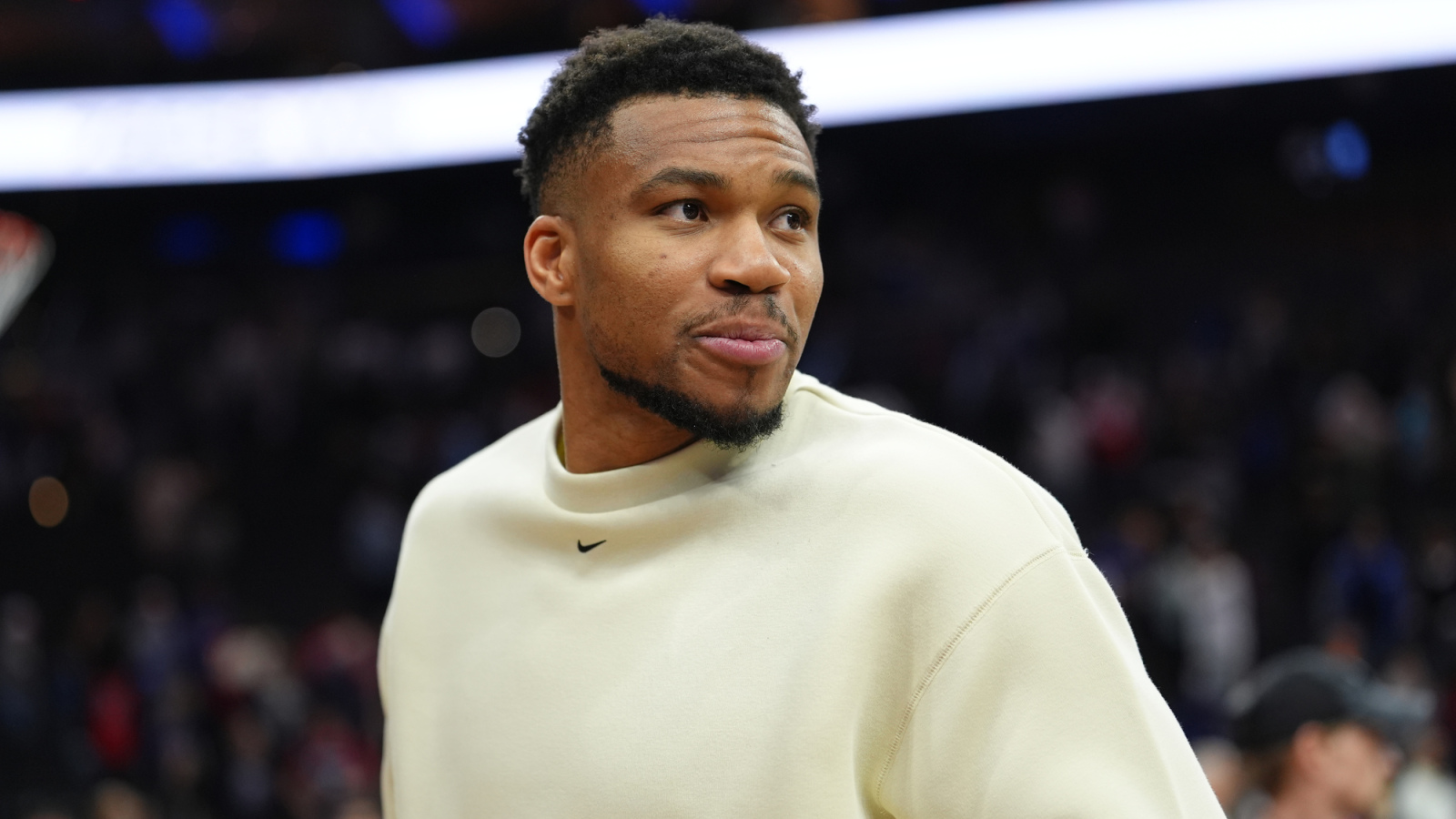 https://www.yardbarker.com/media/5/9/59cab4045a2c88ba797a57ec2e8c4a8dc5b1ec15/thumb_16x9/antetokounmpo-trade-situation-reportedly-simple.jpg?v=1