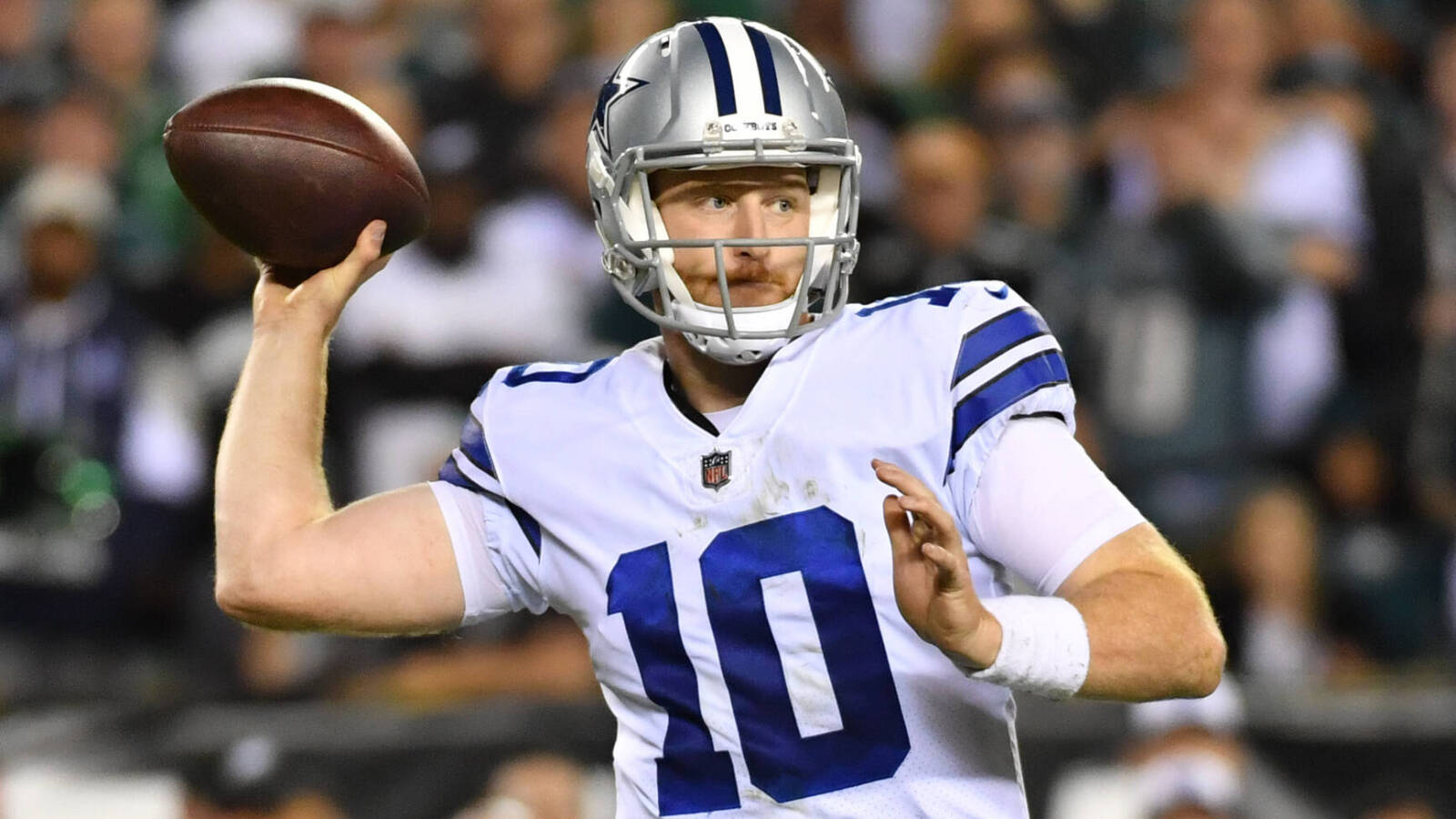 Dallas Cowboys to sign quarterback to two-year deal