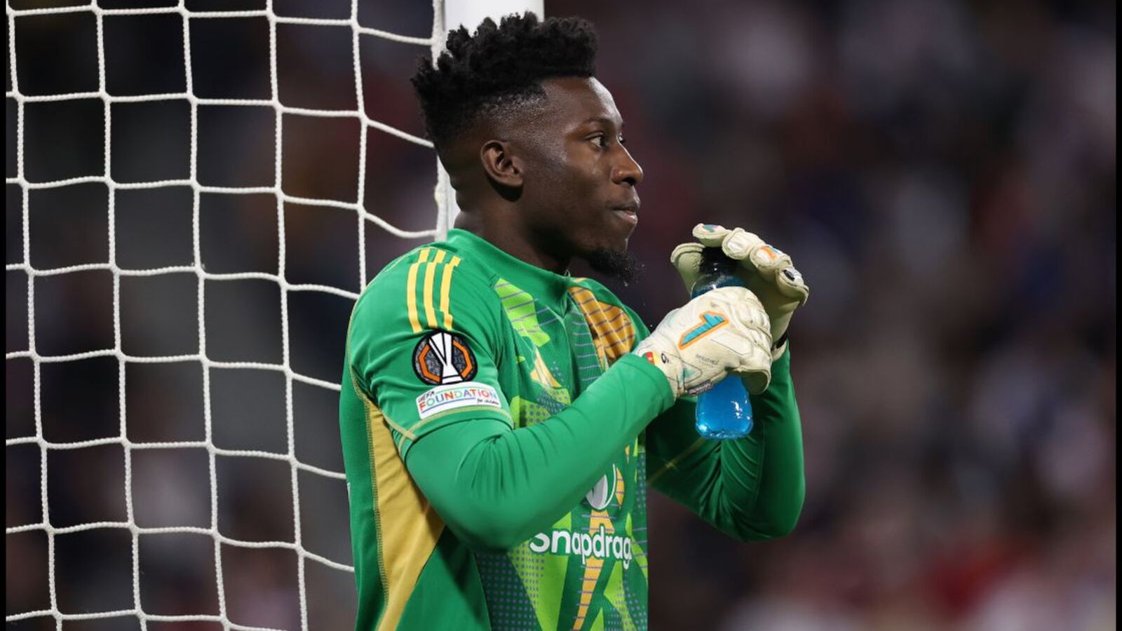 https://www.yardbarker.com/media/5/9/59e1fe3df2a42213dcaf4c03e3def4f4f6d91dfa/thumb_16x9/andre-onana-man-utd-2.jpg